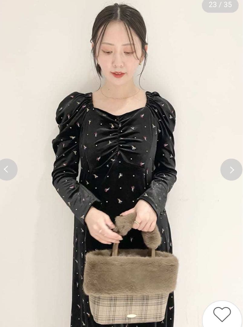 LILYBROWNリリーブラウン　エンブロイダリーベロアワンピース