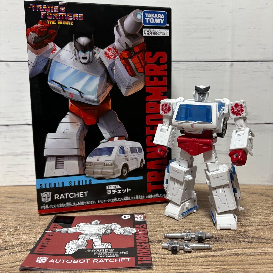 SS-117 ラチェット トランスフォーマー スタジオシリーズ