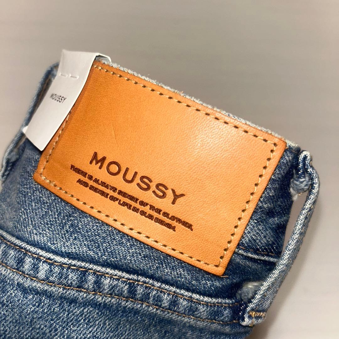 新品　moussy 24 MVS FLARE デニム　フレア　ブーツカット