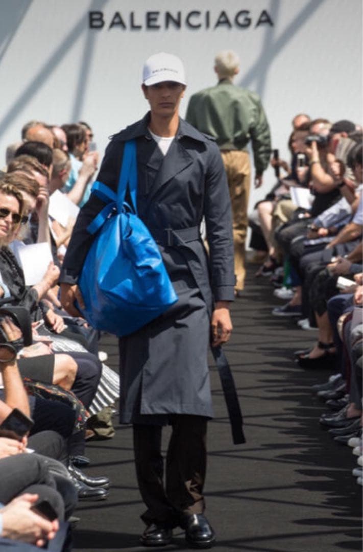 viva7172様検討中【BALENCIAGA】17ss トレンチコート 48