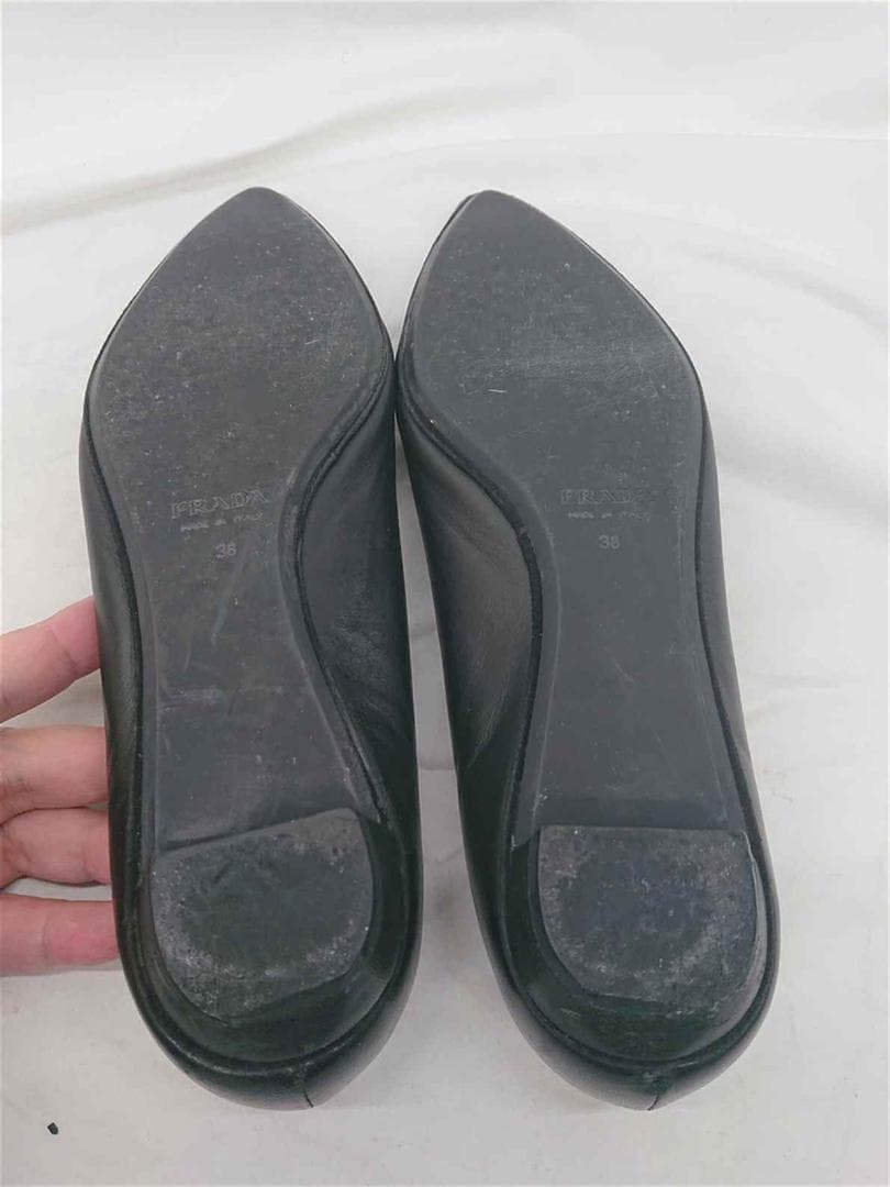 &プラダ バレエシューズ リボン レザー ブラック系 38 レディース