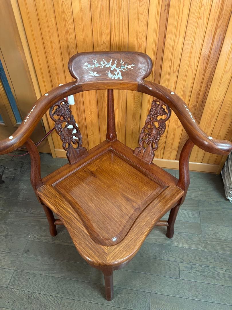 美品　アジアンスタイル 木製椅子 螺鈿細工⓵