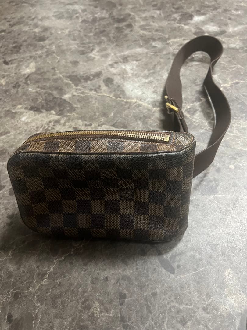 希少ジェロニモスダミエ・キャンバス ボディバッグ