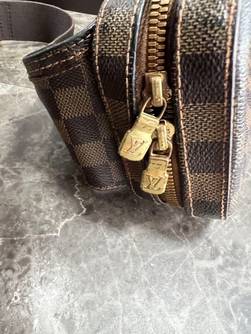 希少ジェロニモスダミエ・キャンバス ボディバッグ