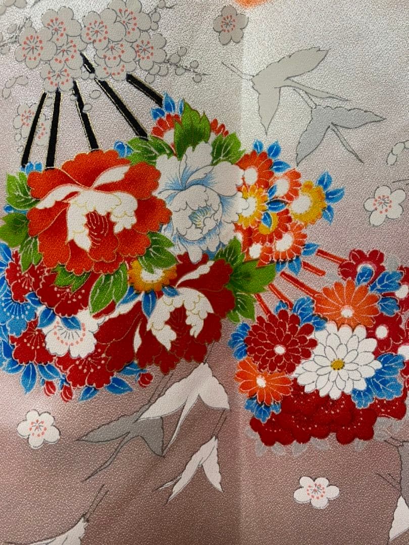 No.88正絹アンティーク子供着物綺麗です。着丈96.5センチ裄丈45.5センチ