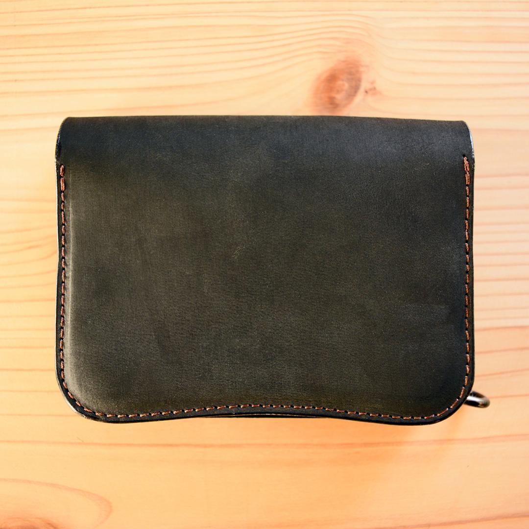 コンパクト ミドル トラッカーウォレット 手のひらサイズ イタリアンレザー