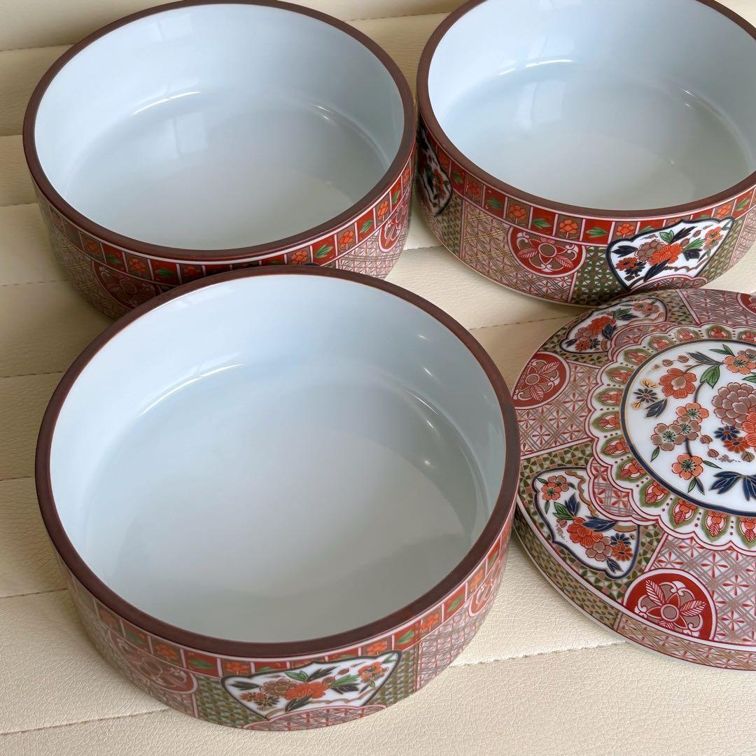 ☆希少　龍峰窯　富貴　金襴手　三段重　金彩　蓋付き重ね鉢　重箱　お正月　おせち