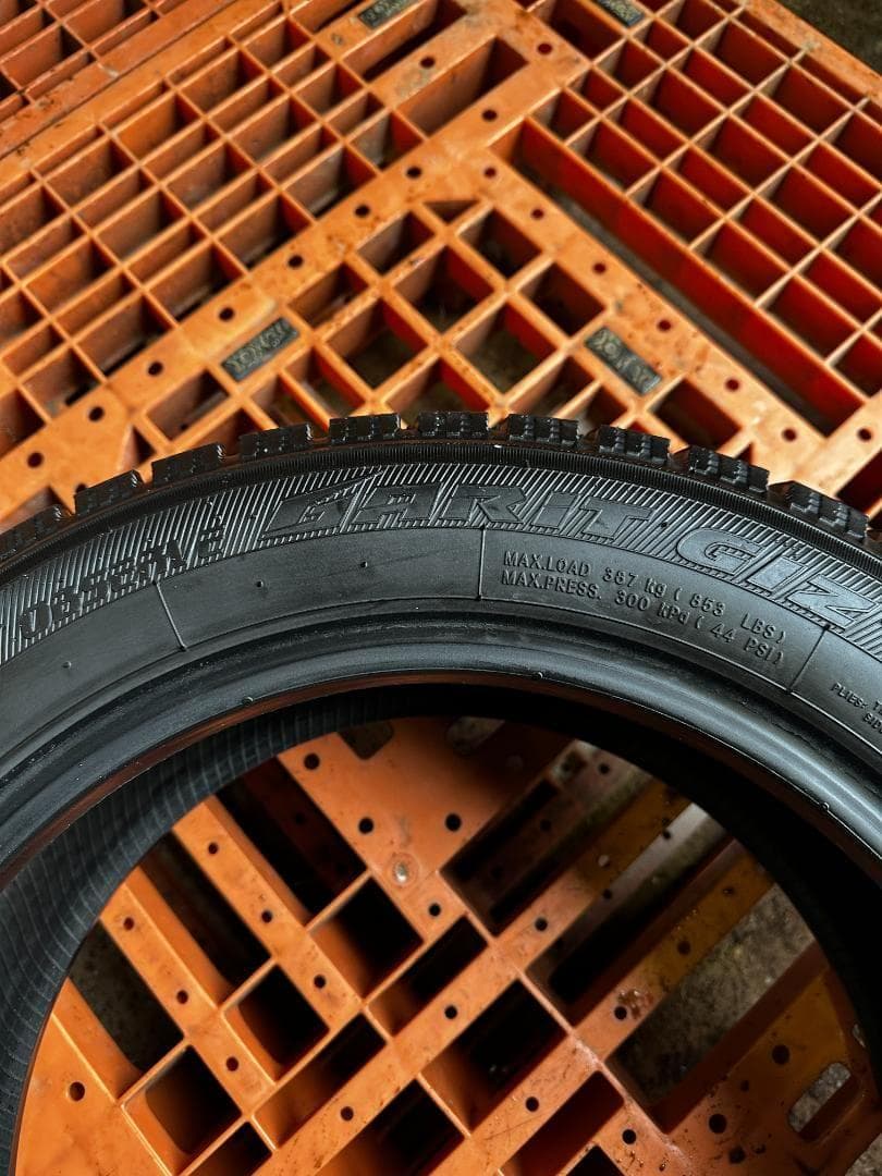 155/65R14 トーヨー GIZ 4本 送料込み 冬タイヤ T1128