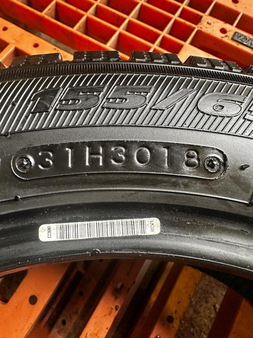 155/65R14 トーヨー GIZ 4本 送料込み 冬タイヤ T1128