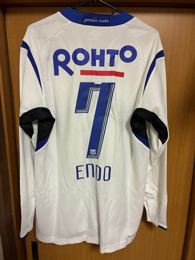 新品タグ　ガンバ大阪　遠藤保仁選手　直筆サイン入　ユニフォーム　M-Lサイズ
