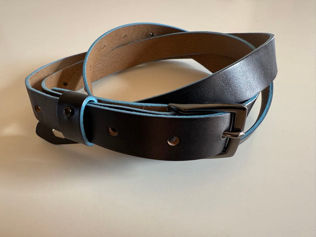 【美品】anytee Narrow Long Belt Black Blue