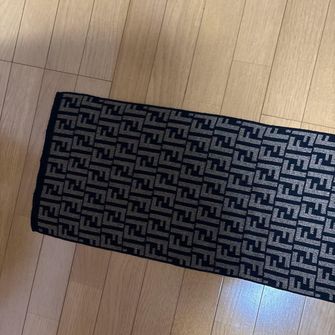 フェンディ総柄ズッカブラックブラウン男女兼用マフラー