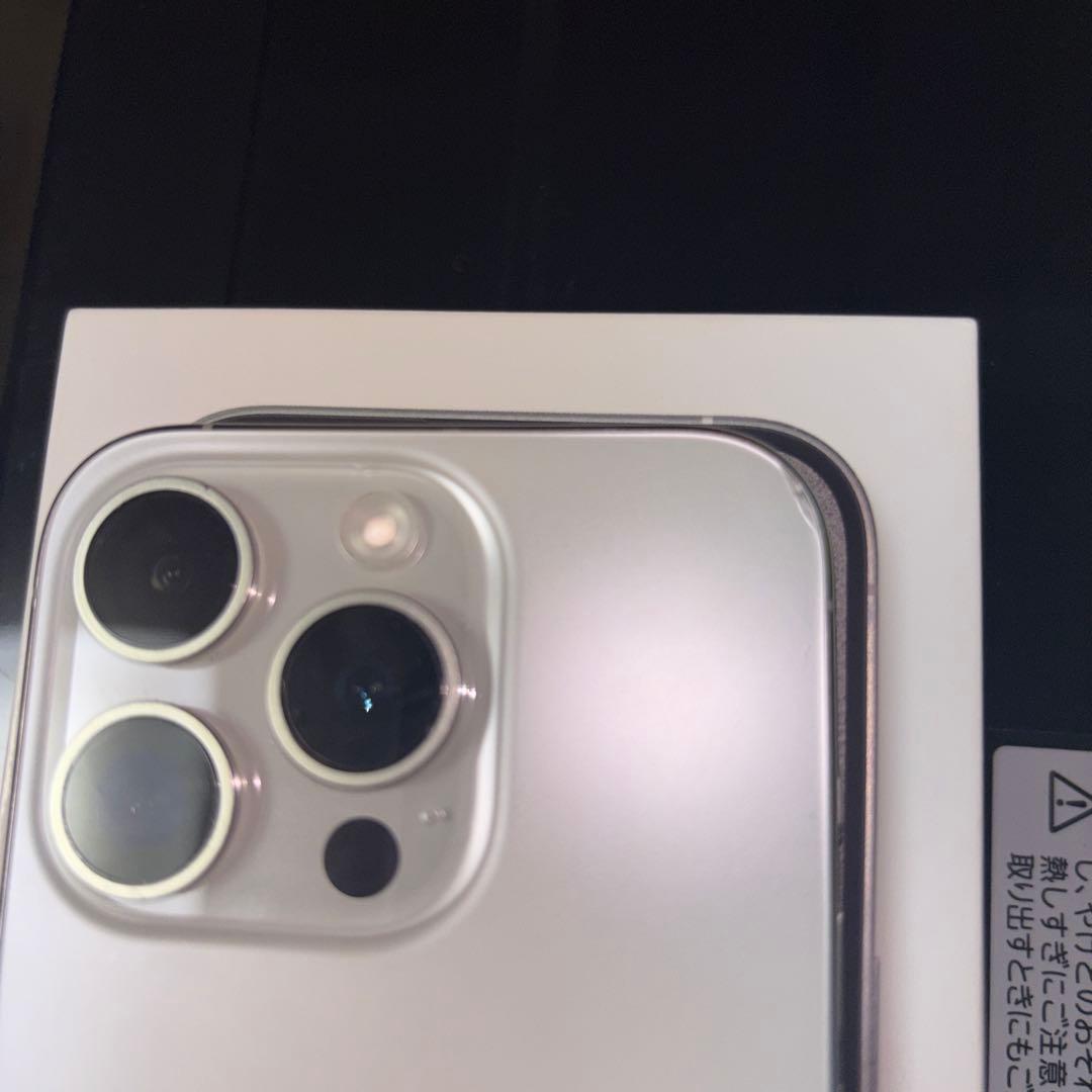 スマートフォン本体 iPhone15 pro white titanium 128GB