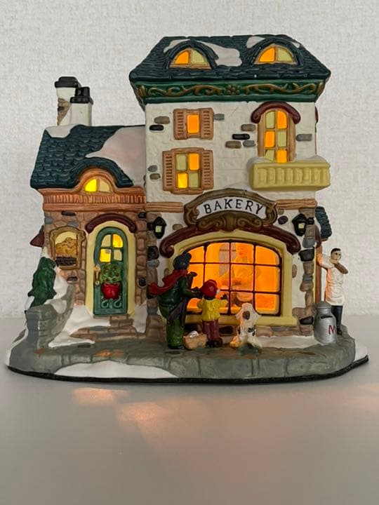 ミニチュア　ドールハウス　ライト　　　　　「パン屋さん」