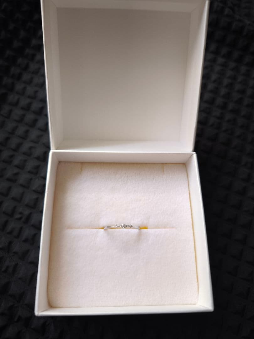 サマンサシルヴァ ダイヤモンドリング 0.04ct 9号程度