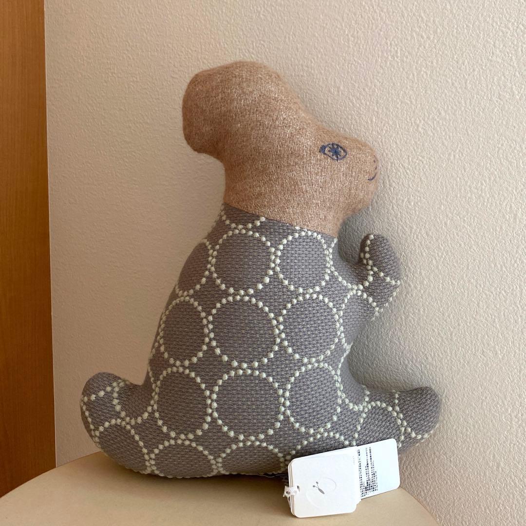 ミナペルホネン　kousagi　クッション　タンバリン　ベージュ