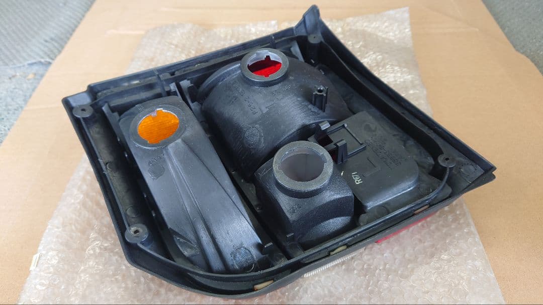 アルトワークス　スズキ　純正　テールランプ　35670-84010　左　未使用