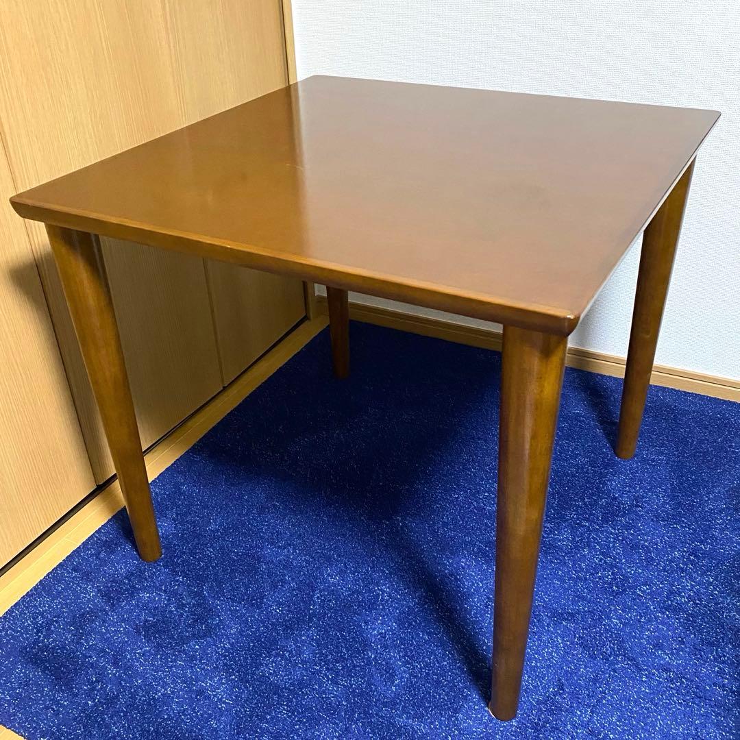 カリモク60+ ダイニングテーブル800 ウォルナット