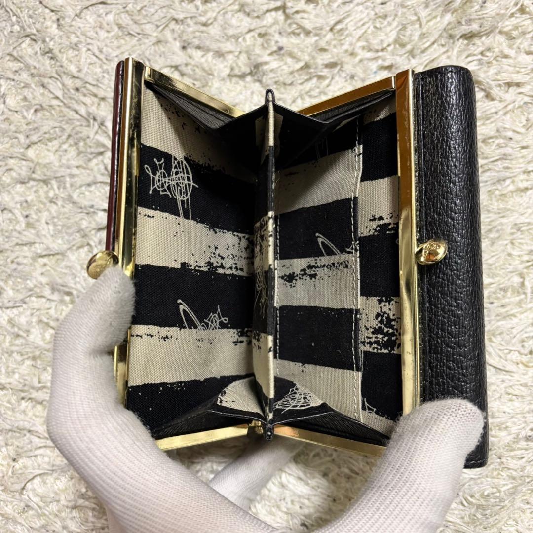 ヴィヴィアンウエストウッド 三つ折り財布 ブラック ビッグオーブ