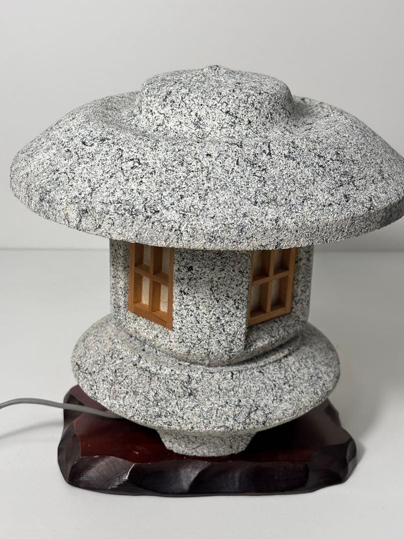 #和風 ミニ石灯籠 ランプ付き　H-C