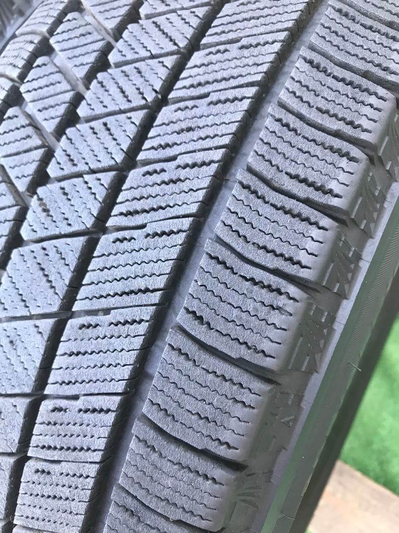 タイヤ・ホイール BRIDGESTONE BLIZZAK VRX3 205/65R16