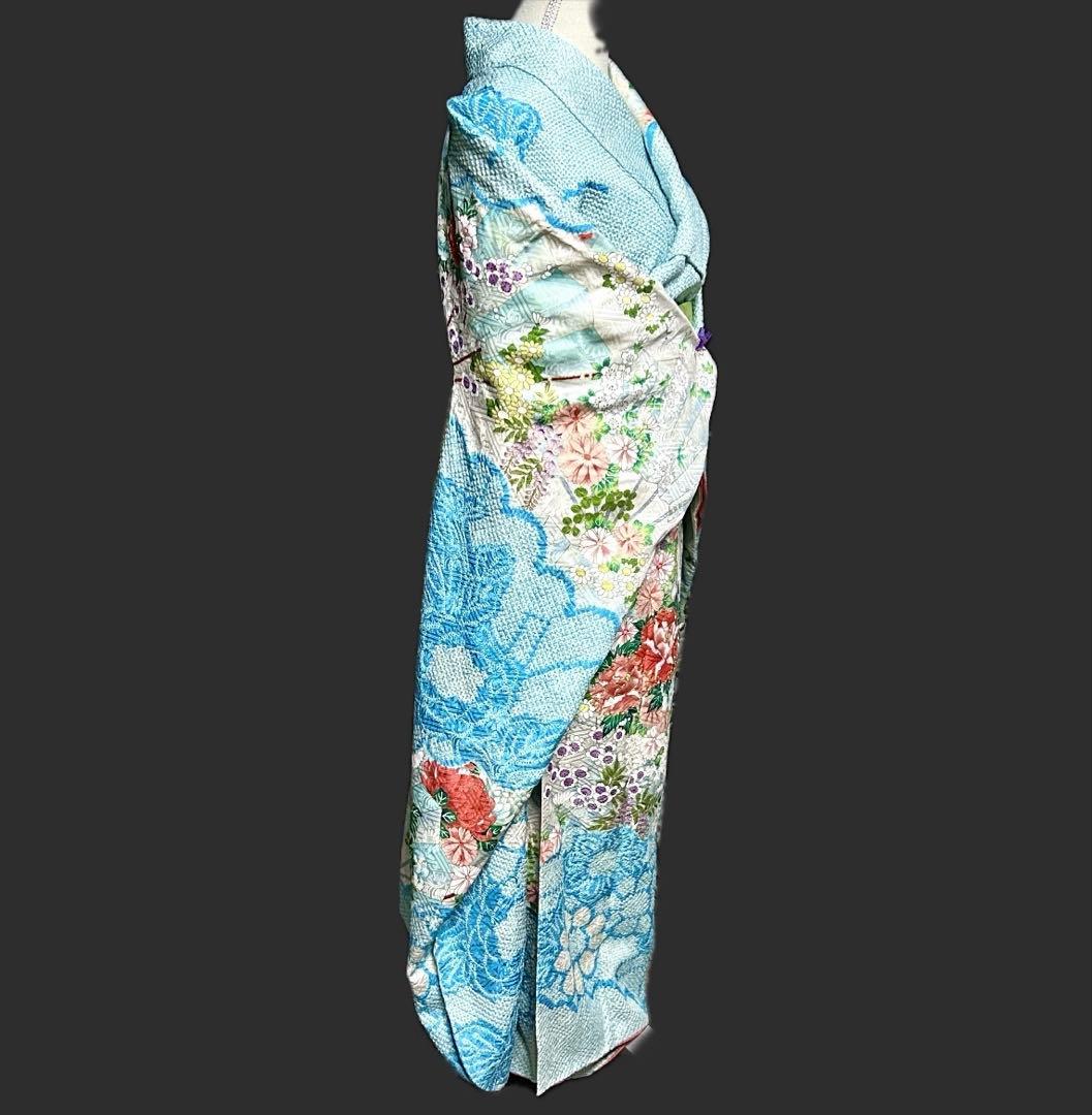 最高級　絞りと刺繍　水色 　オレンジ系花柄 　金駒刺繡　金糸　振袖 着物