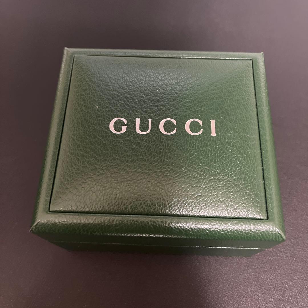 【美品】GUCCI　チェンジベゼル　シルバー　新品電池　レディース腕時計　稼働