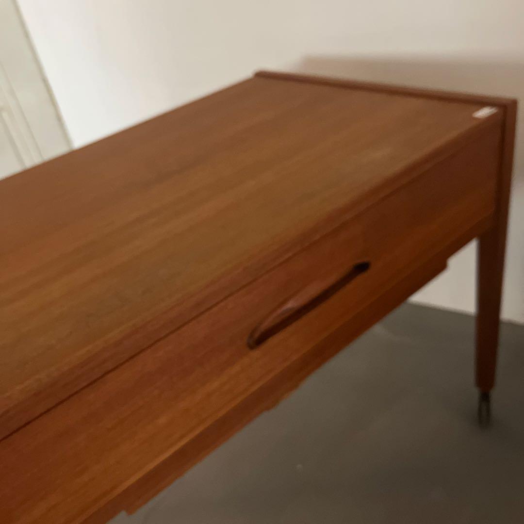 デンマーク製　ヴィンテージ　ソーイングテーブル