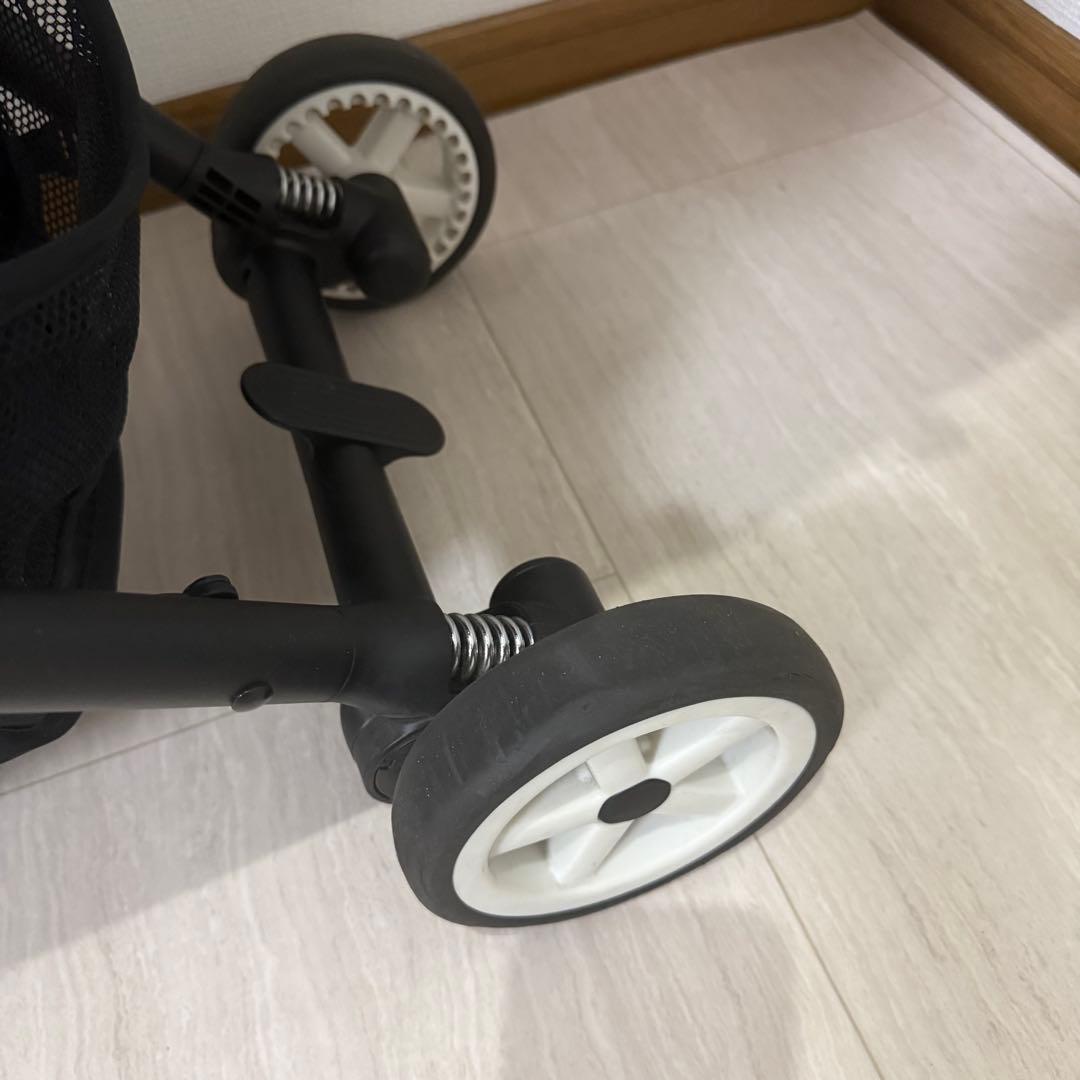 【美品】cybex EEZY B2グレー カップホルダー付き