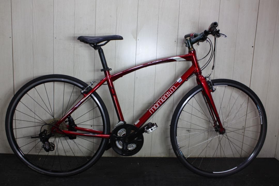 GIANT-MOMENTUM iNEED Z-3 700C21速460mmクロス