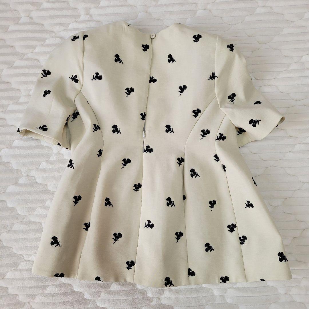 MACHATT マチャット フォルムプルオーバー