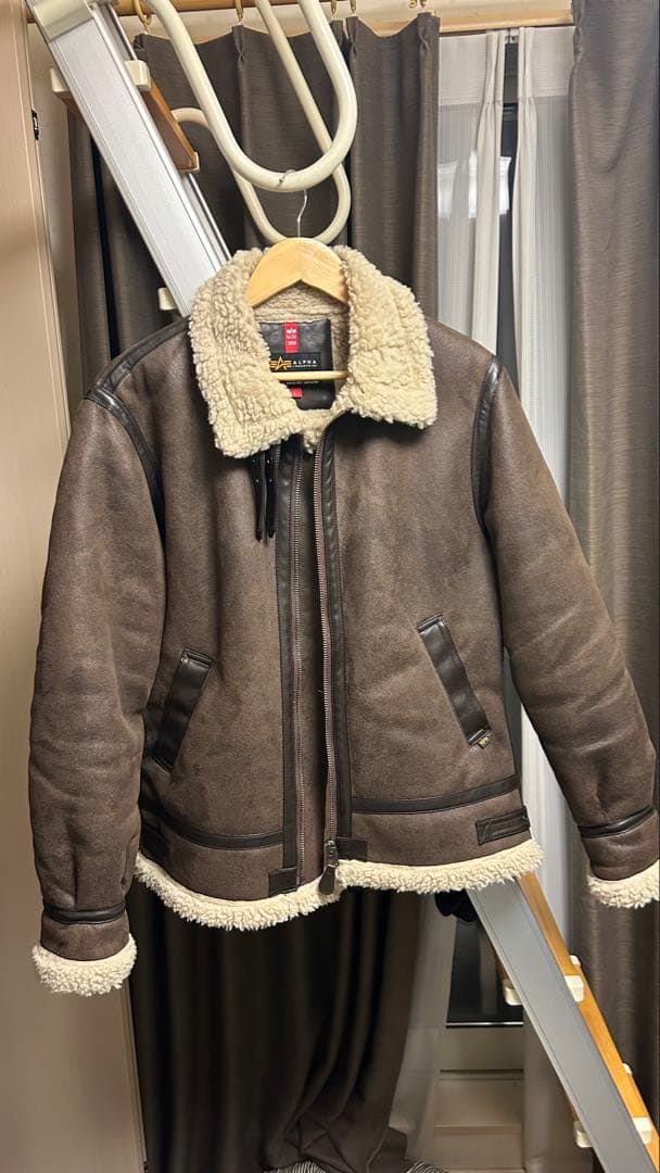 B-3 ムートンジャケット ALPHA INDUSTRIES ブラウン