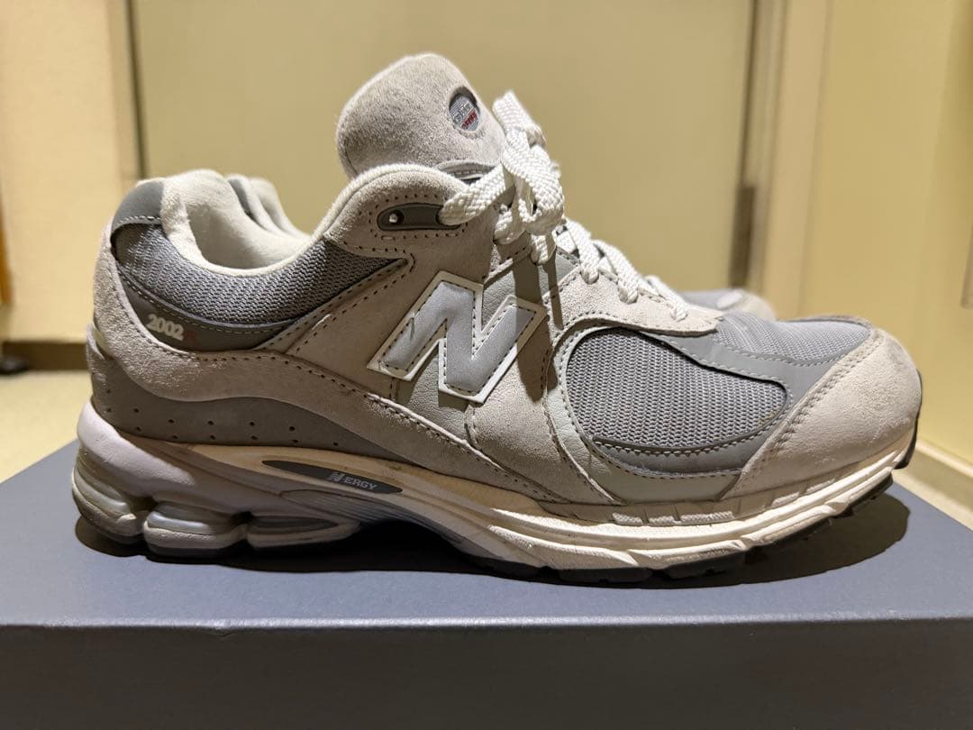 【極美品】New Balance M2002RXJ グレー GORE-TEX