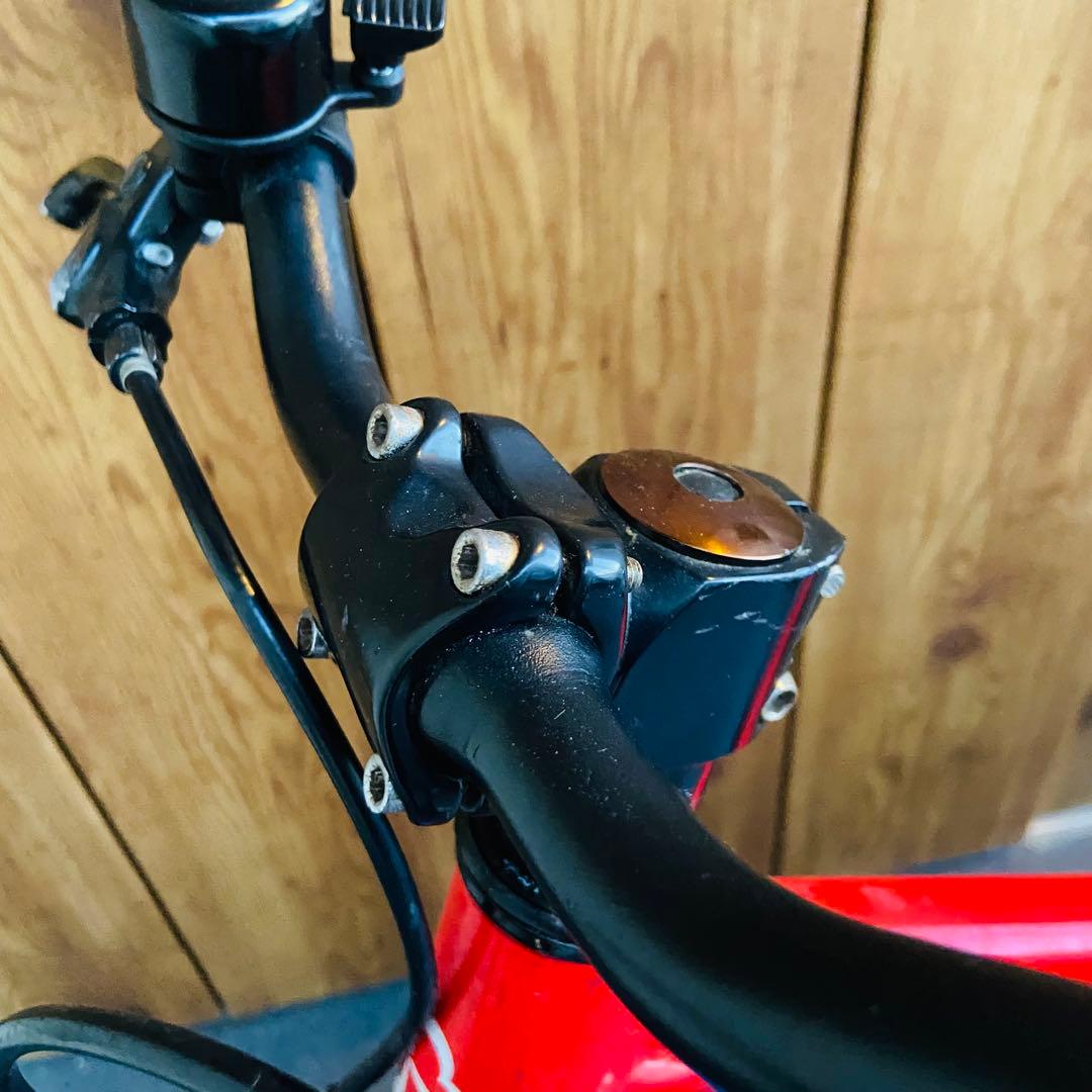 【送料込み】ヨツバサイクル ヒーローレッド 14インチ　ヨツバゼロ