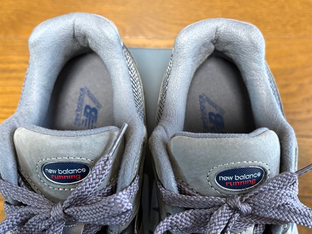 【極美品】New Balance ML2002RA