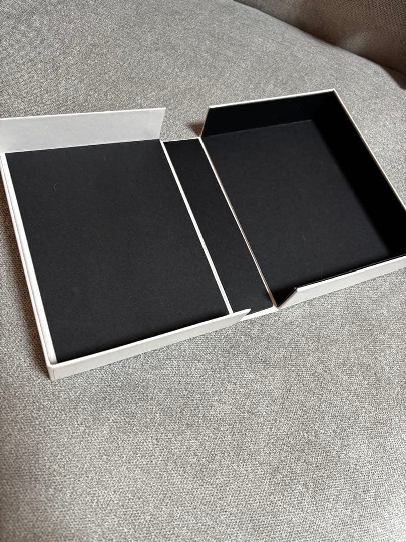 LOEWE 二つ折り財布 ブラウン