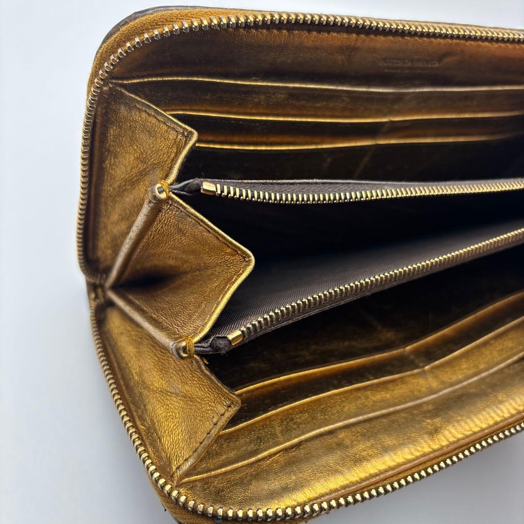 ◆正規品◆ボッティガヴェネタイントレチャート ラウンドファスナー長財布パイソン