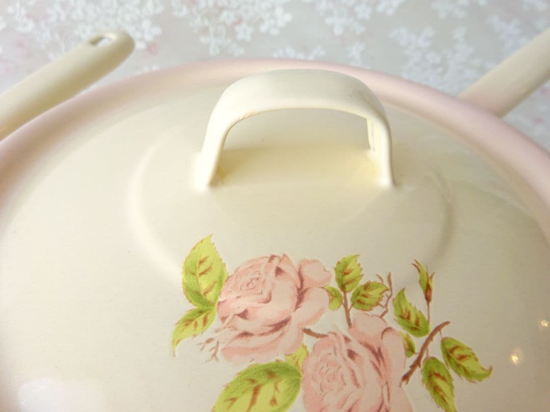 イマン　ダイアナローズ　蓋付き片手鍋大小２個セット　マニーローズ