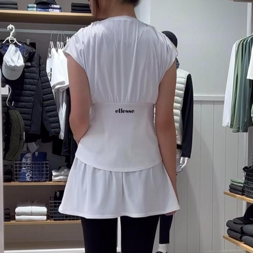【新品】EllesseテニスウェアM