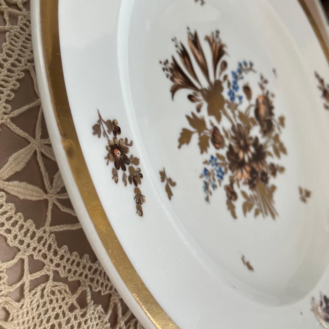 アンティークマイセン  セピアカマイユのブーケ