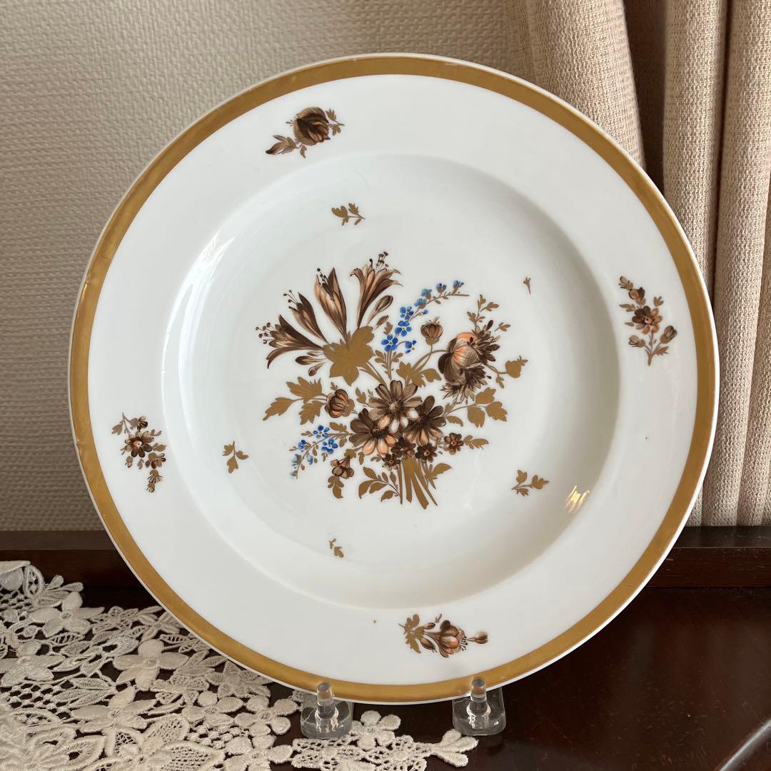 アンティークマイセン  セピアカマイユのブーケ