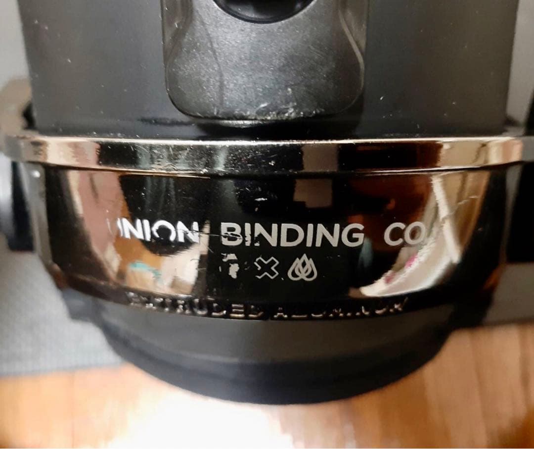 UNION　STRONGER　ビンディング　ユニオン　ストロンガー　スノーボード