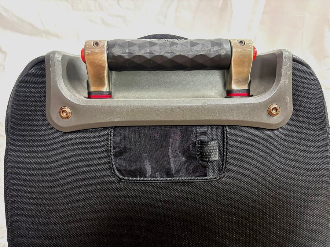 ノースフェイス キャリーケース オーバーヘッド　35L 機内持込可