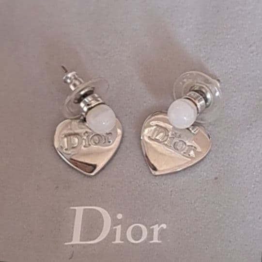 バレンタインSALE ディオールピアス ハート ロゴパール シルバー 美品