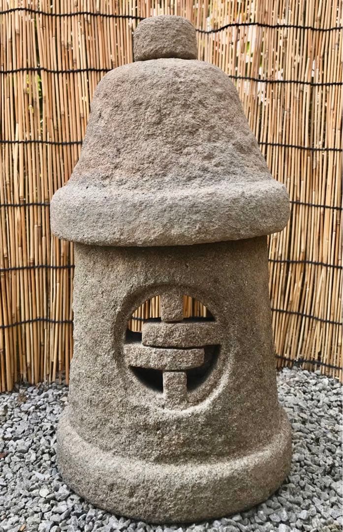 【天然自然石・石灯篭・坪庭灯篭・露地庭灯篭・足元照らし灯篭】庭石オブジェ置物箱庭
