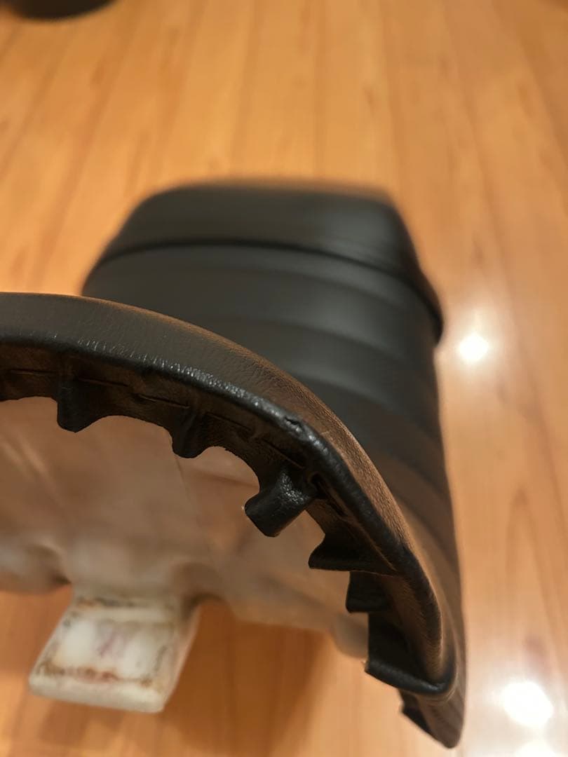 カワサキGPZ 900Rシートgpz900r