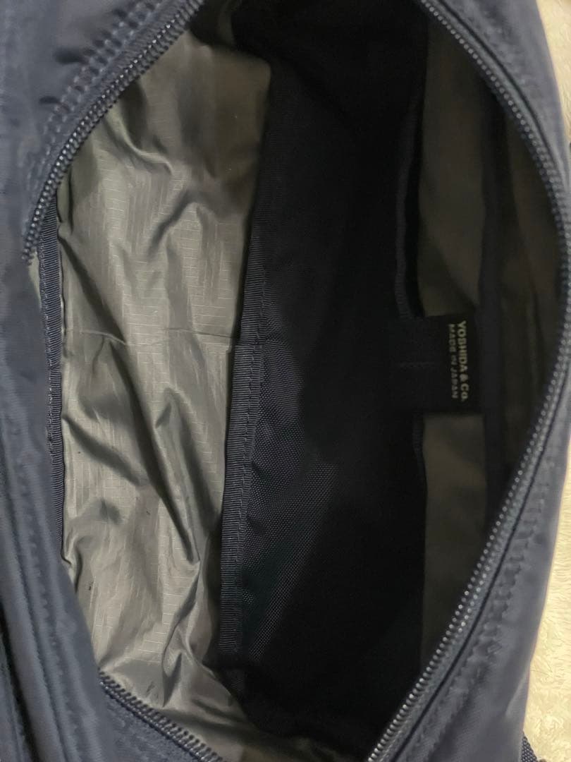 新品同様　極美　新型　PORTER ポーター　フラッシュ　ボディバッグ　ネイビー