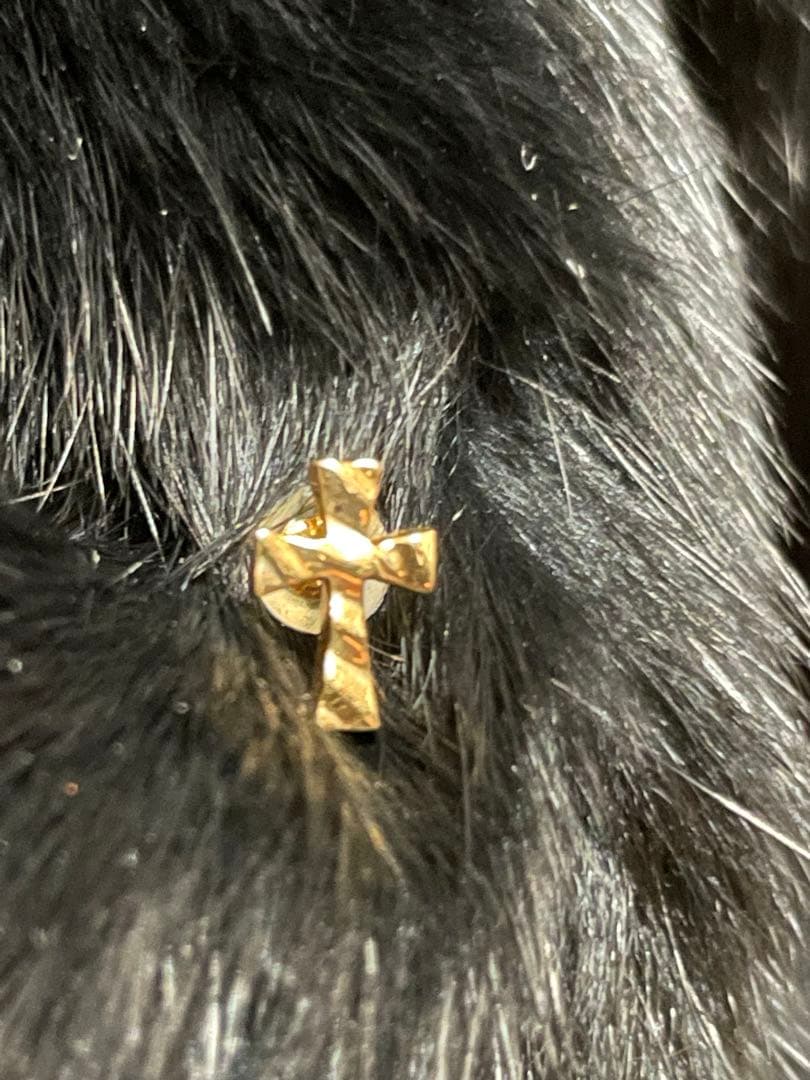 Velvet Lounge K18 リップルズピアス