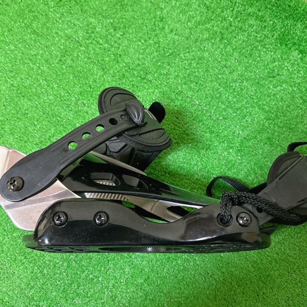 ビンディング two b one ネジ1本欠品