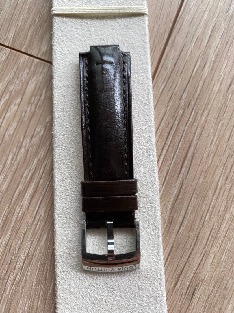LOUIS VUITTON ダークブラウンレザー　時計ベルト　ルイヴィトン